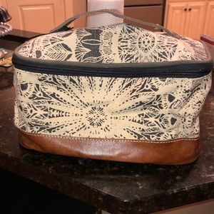 Myra makeup bag